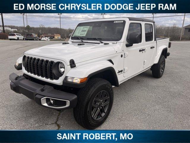 new 2024 Jeep Gladiator car, priced at $45,055