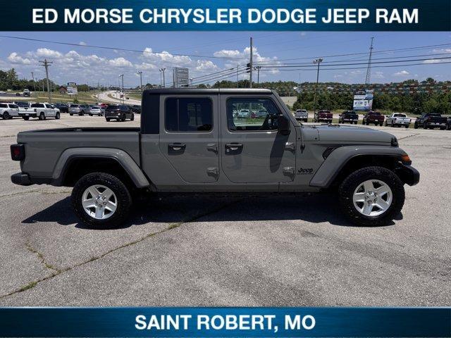 used 2022 Jeep Gladiator car, priced at $31,991