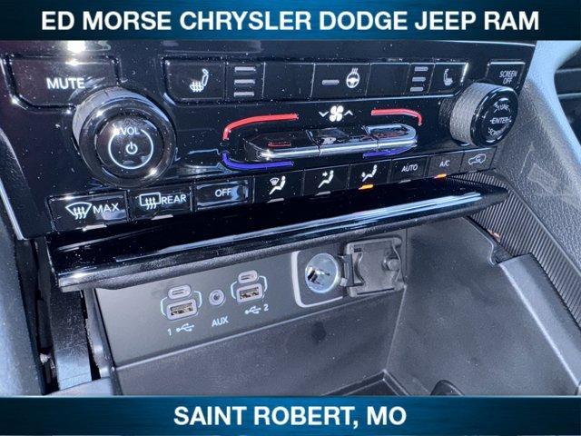 new 2025 Jeep Grand Cherokee L car, priced at $48,672