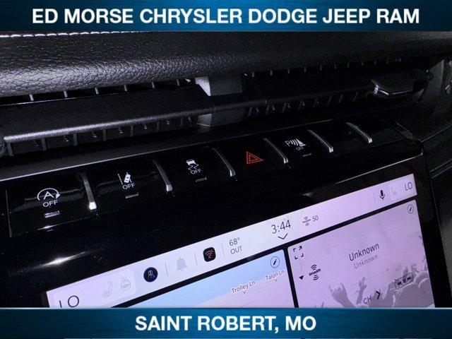 new 2025 Jeep Grand Cherokee car, priced at $50,382