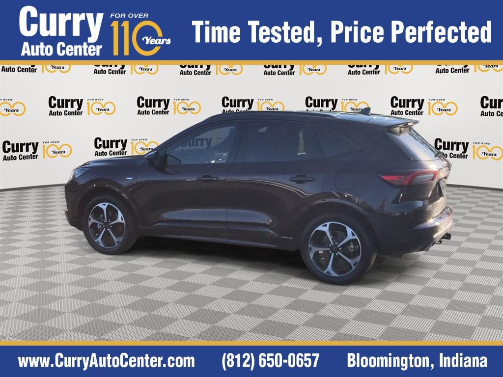 used 2023 Ford Escape car, priced at $25,268