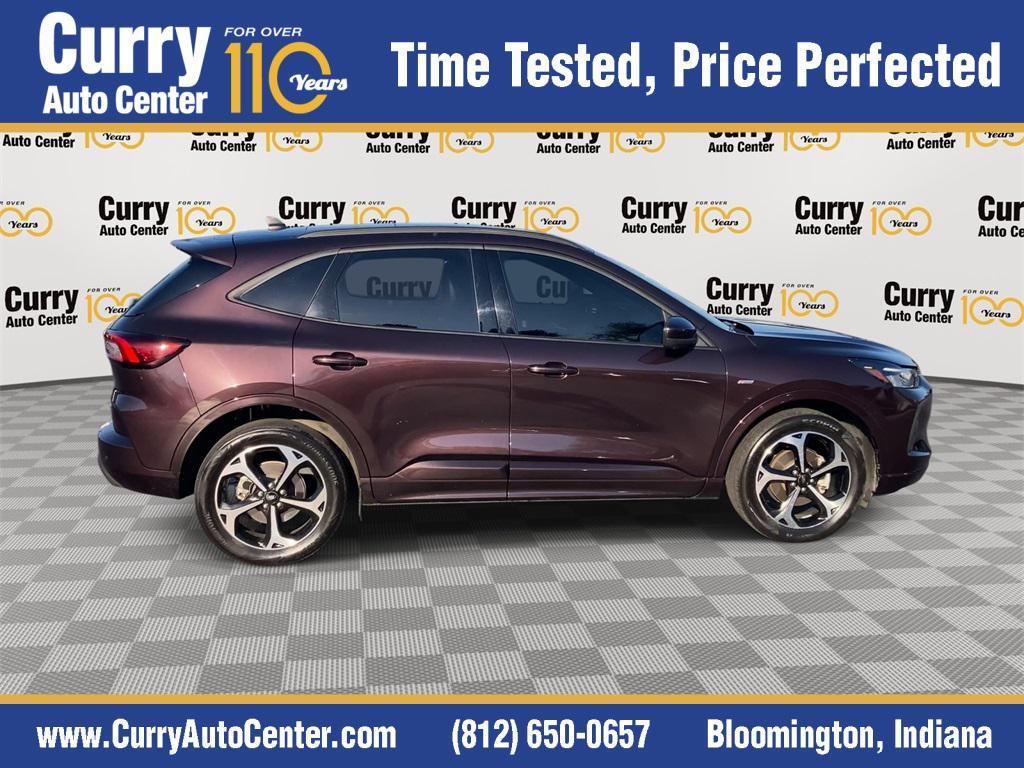 used 2023 Ford Escape car, priced at $25,268