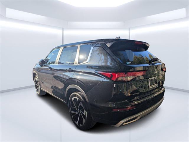 new 2024 Mitsubishi Outlander car, priced at $33,990