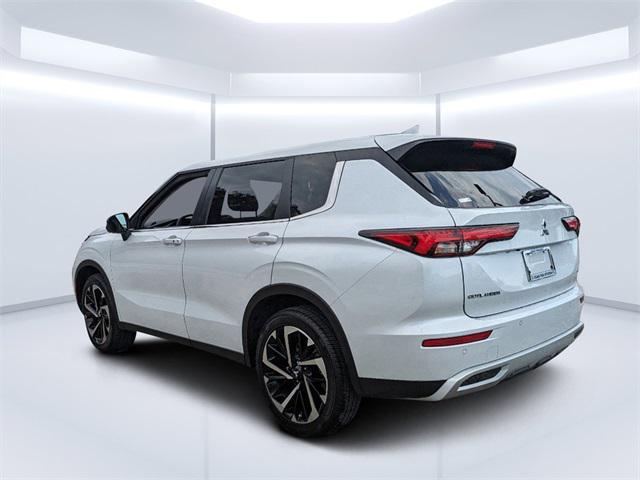 new 2024 Mitsubishi Outlander car, priced at $36,860