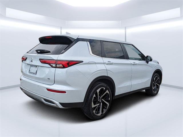 new 2024 Mitsubishi Outlander car, priced at $36,230