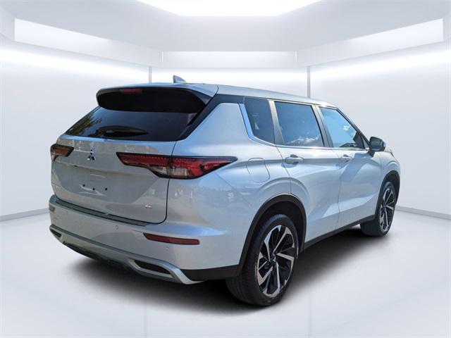 new 2024 Mitsubishi Outlander car, priced at $34,585