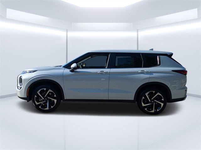 new 2024 Mitsubishi Outlander car, priced at $34,585