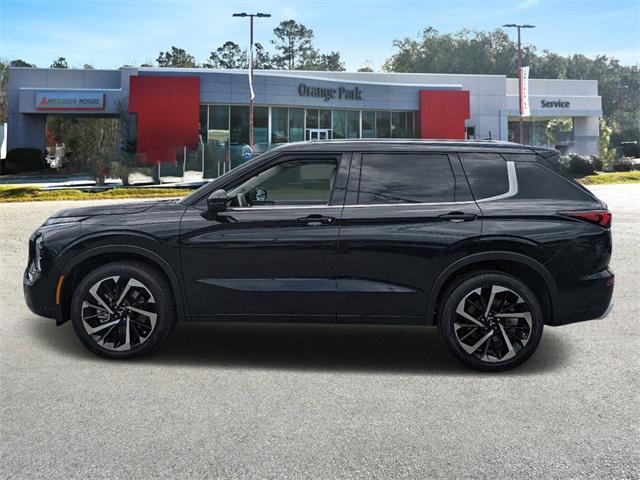 new 2024 Mitsubishi Outlander car, priced at $38,070