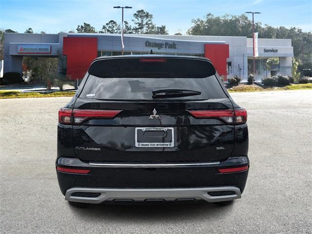 new 2024 Mitsubishi Outlander car, priced at $38,070