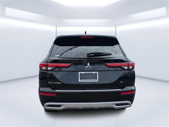 new 2024 Mitsubishi Outlander car, priced at $36,885