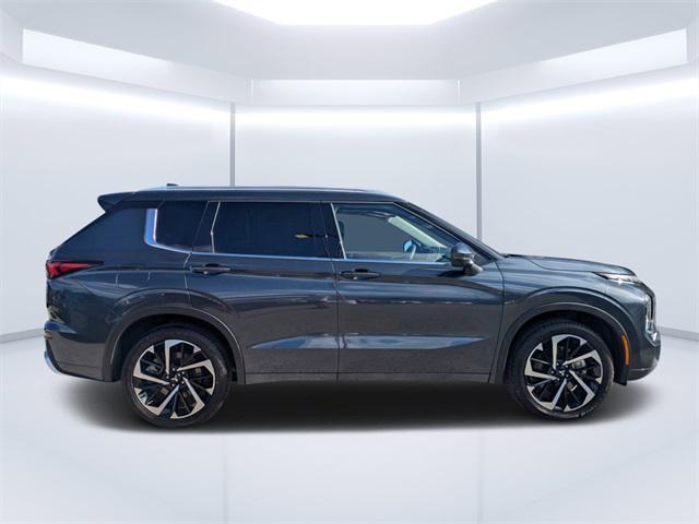 new 2024 Mitsubishi Outlander car, priced at $37,470