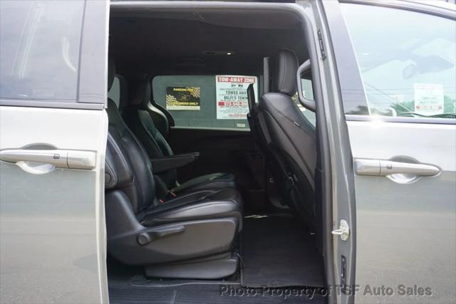 used 2022 Chrysler Pacifica Hybrid car, priced at $30,985