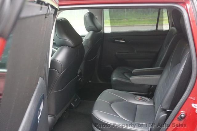 used 2023 Toyota Highlander car, priced at $38,985