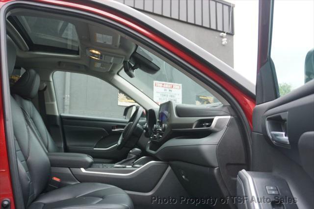 used 2023 Toyota Highlander car, priced at $38,985