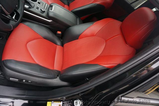 used 2022 Toyota Highlander car, priced at $38,975