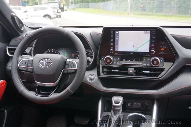 used 2022 Toyota Highlander car, priced at $38,975