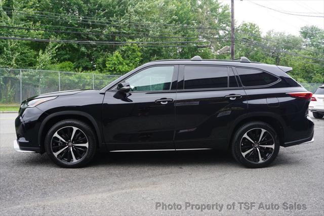 used 2022 Toyota Highlander car, priced at $38,975