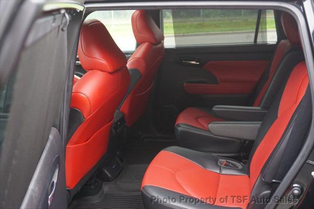 used 2022 Toyota Highlander car, priced at $38,975