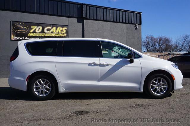 used 2024 Chrysler Pacifica car, priced at $29,985