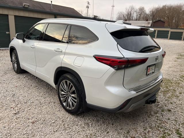 used 2022 Toyota Highlander car, priced at $43,795