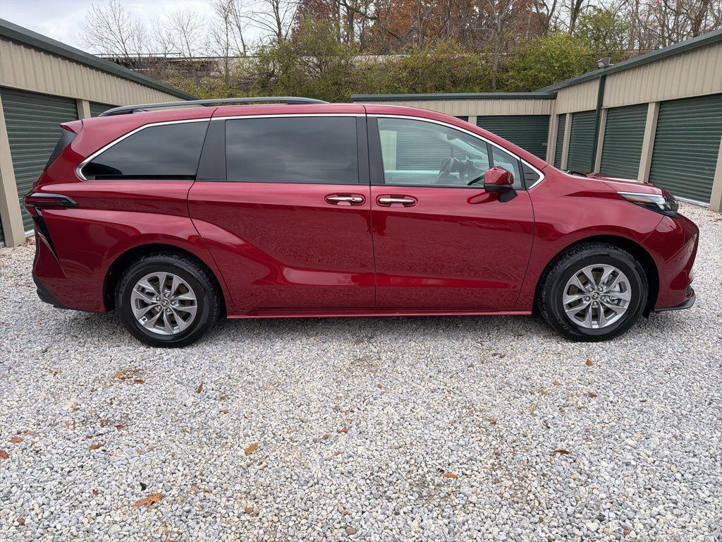 used 2025 Toyota Sienna car, priced at $45,727