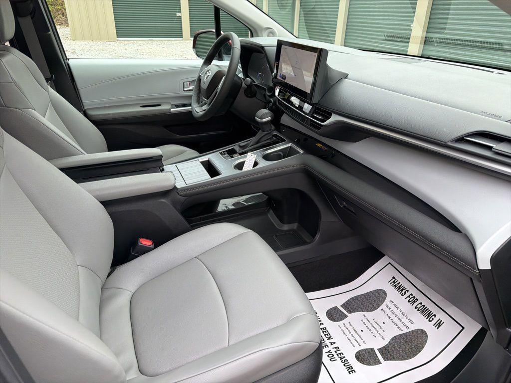used 2025 Toyota Sienna car, priced at $45,727