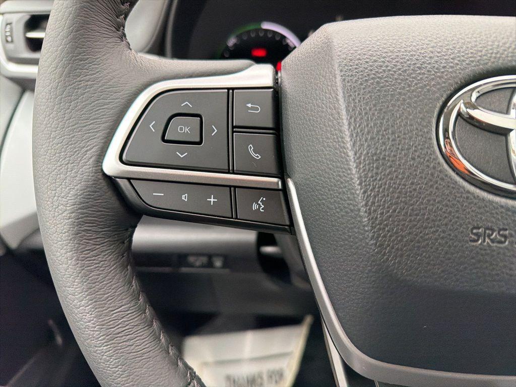 used 2025 Toyota Sienna car, priced at $45,727