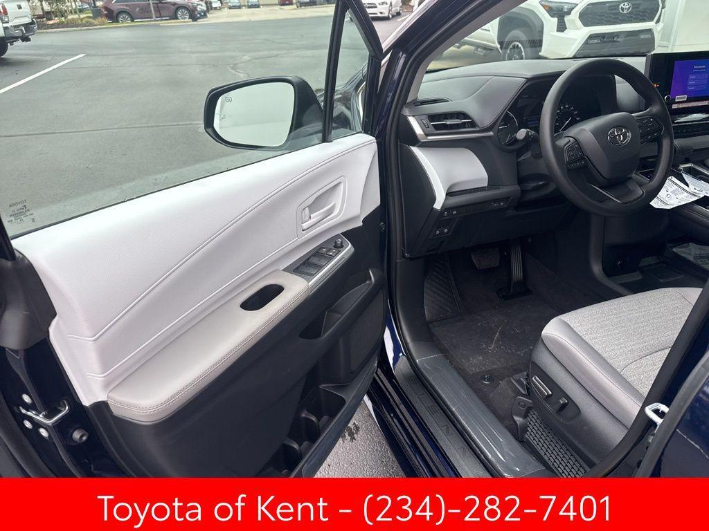 new 2025 Toyota Sienna car, priced at $43,700