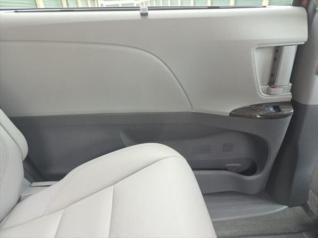 used 2018 Toyota Sienna car, priced at $21,667