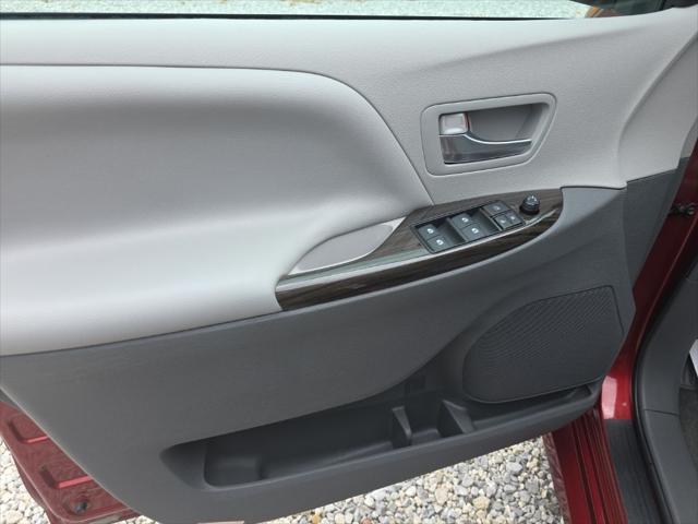 used 2018 Toyota Sienna car, priced at $21,667