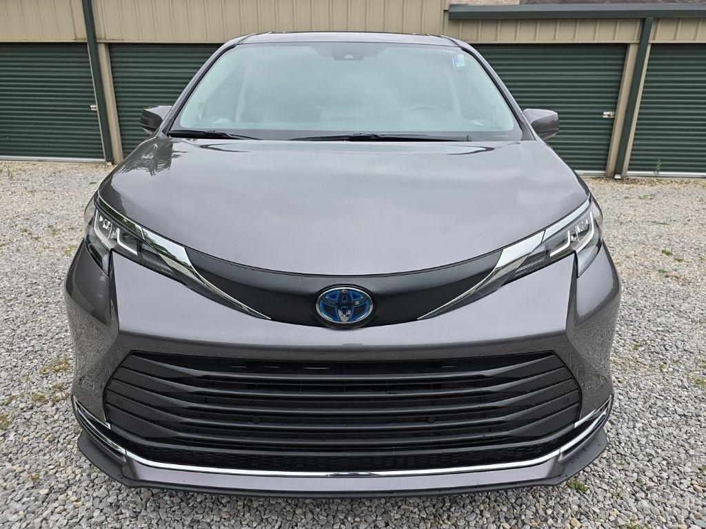 used 2022 Toyota Sienna car, priced at $44,603