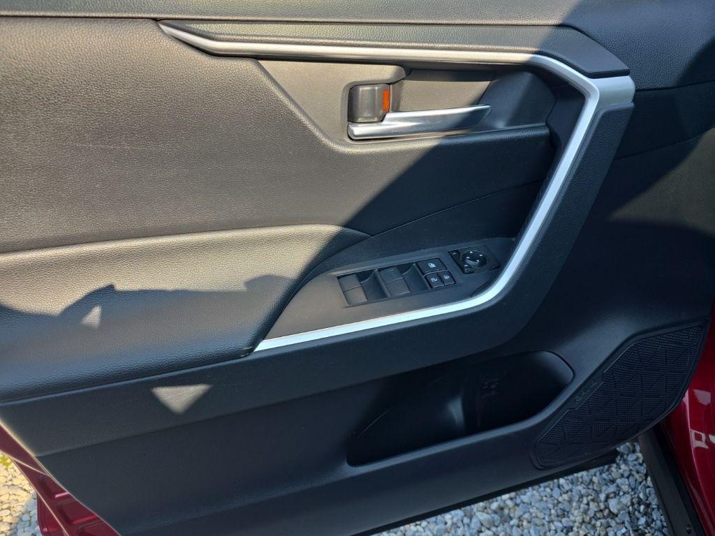 used 2019 Toyota RAV4 car, priced at $22,418