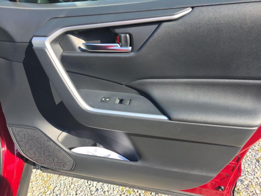 used 2019 Toyota RAV4 car, priced at $22,418