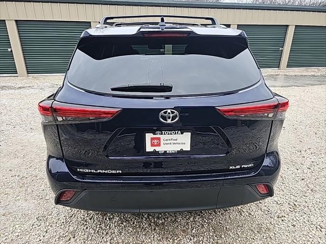 used 2022 Toyota Highlander car, priced at $37,416