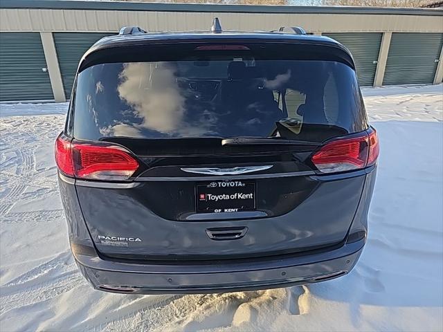 used 2017 Chrysler Pacifica car, priced at $13,989