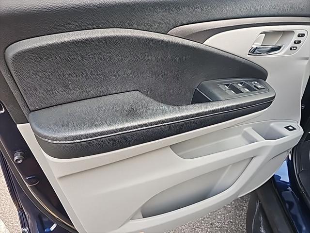 used 2022 Honda Ridgeline car, priced at $31,287