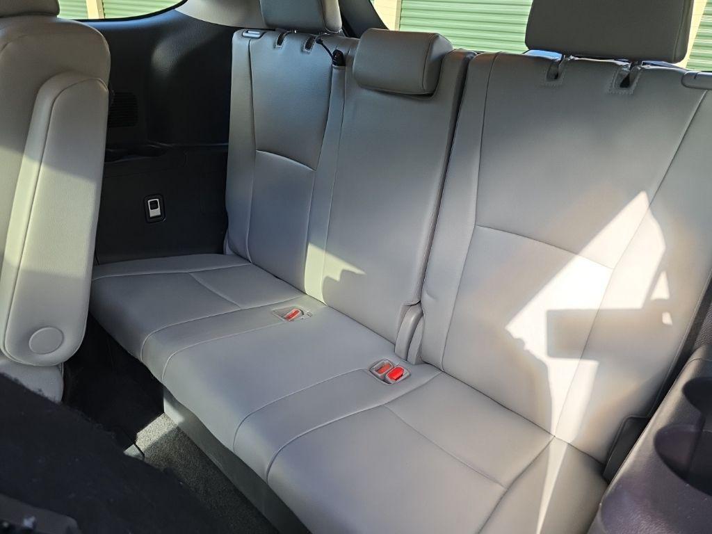 used 2023 Toyota Highlander Hybrid car, priced at $38,457