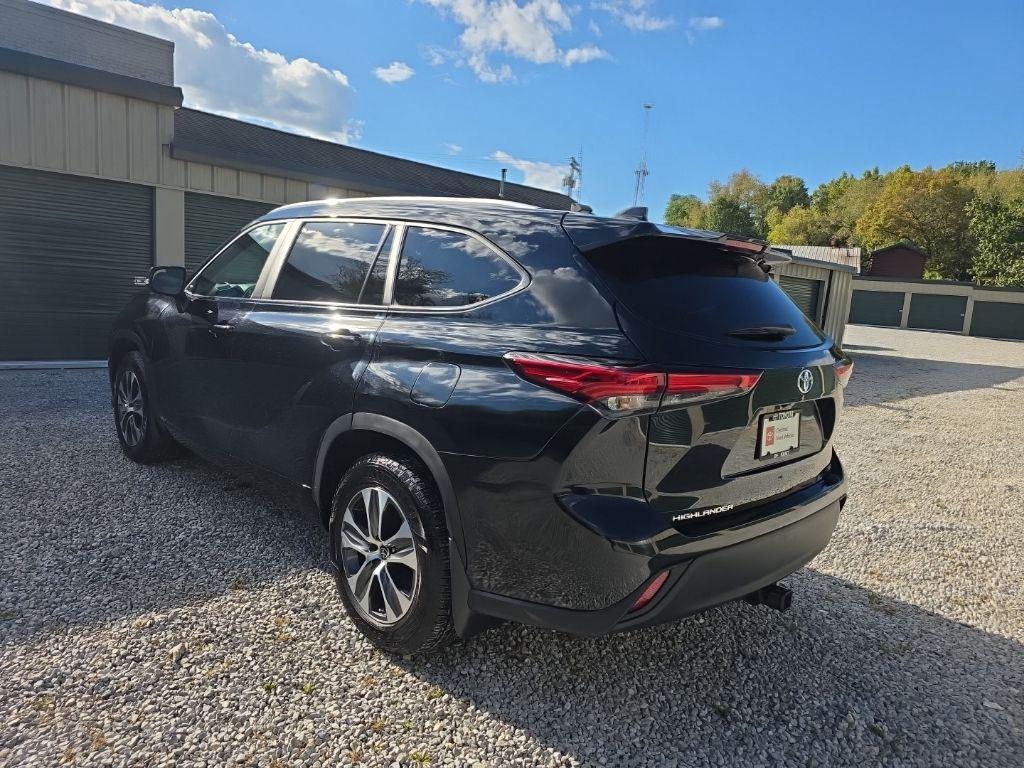 used 2023 Toyota Highlander Hybrid car, priced at $38,457