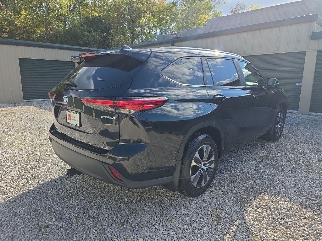used 2023 Toyota Highlander Hybrid car, priced at $38,457