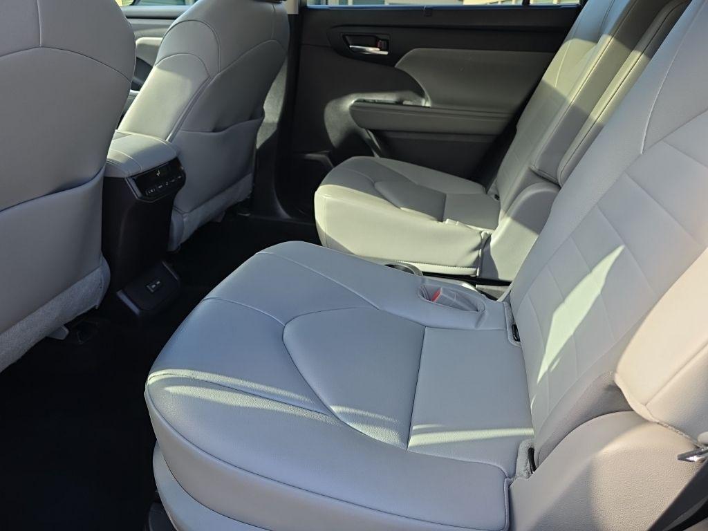 used 2023 Toyota Highlander Hybrid car, priced at $38,457
