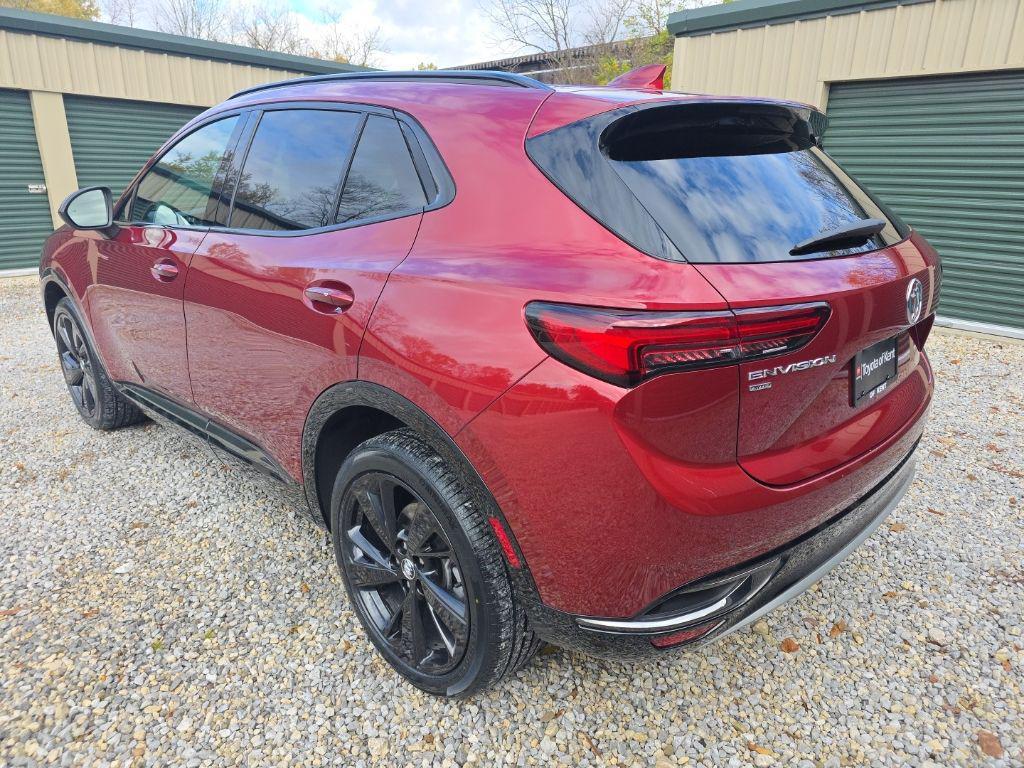 used 2023 Buick Envision car, priced at $23,657
