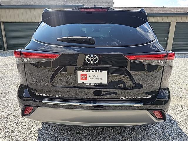 used 2022 Toyota Highlander car, priced at $42,020