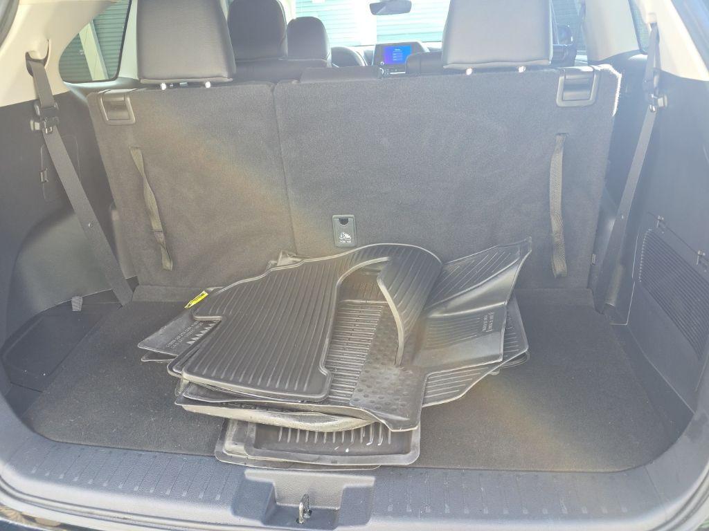 used 2023 Toyota Highlander car, priced at $37,966