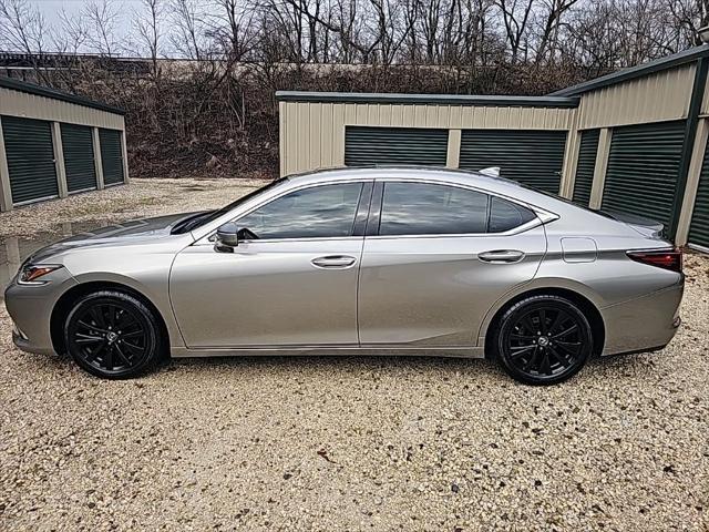 used 2019 Lexus ES 350 car, priced at $29,842