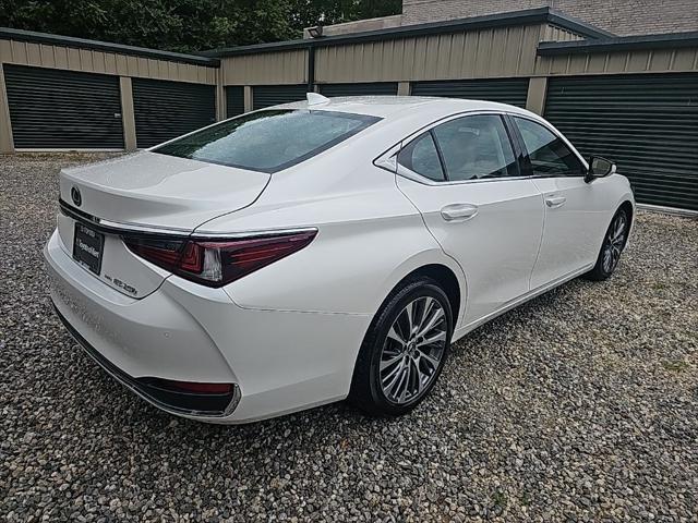 used 2021 Lexus ES 250 car, priced at $28,464
