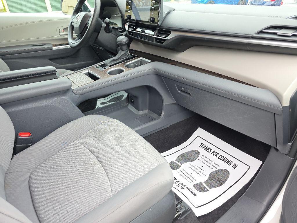 used 2023 Toyota Sienna car, priced at $36,384