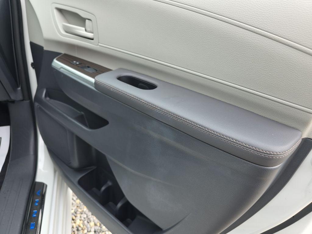 used 2023 Toyota Sienna car, priced at $36,384