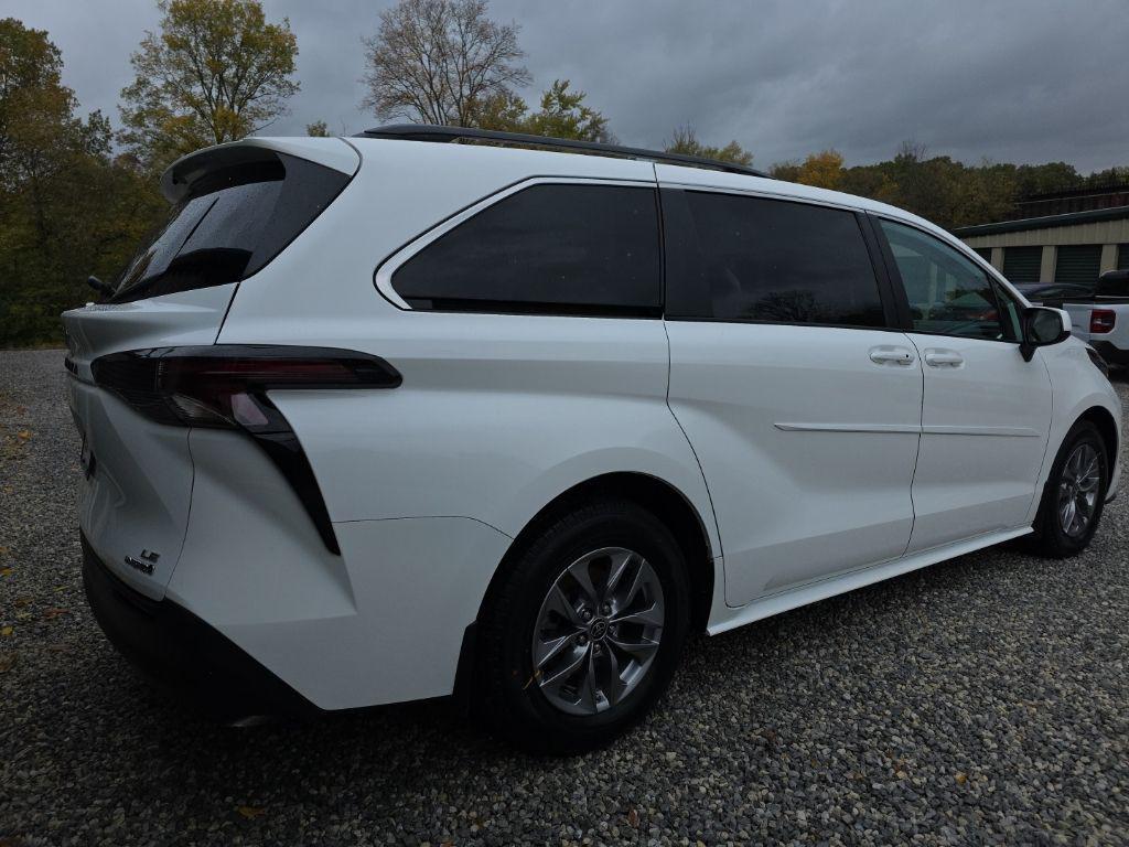 used 2023 Toyota Sienna car, priced at $36,384