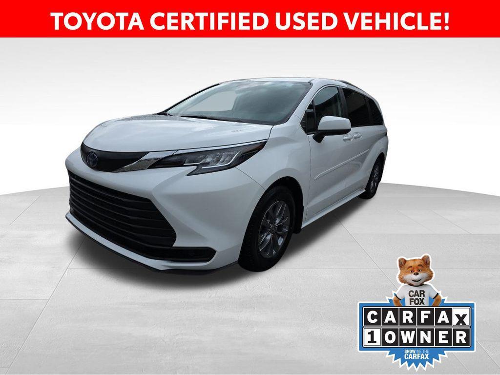 used 2023 Toyota Sienna car, priced at $36,384