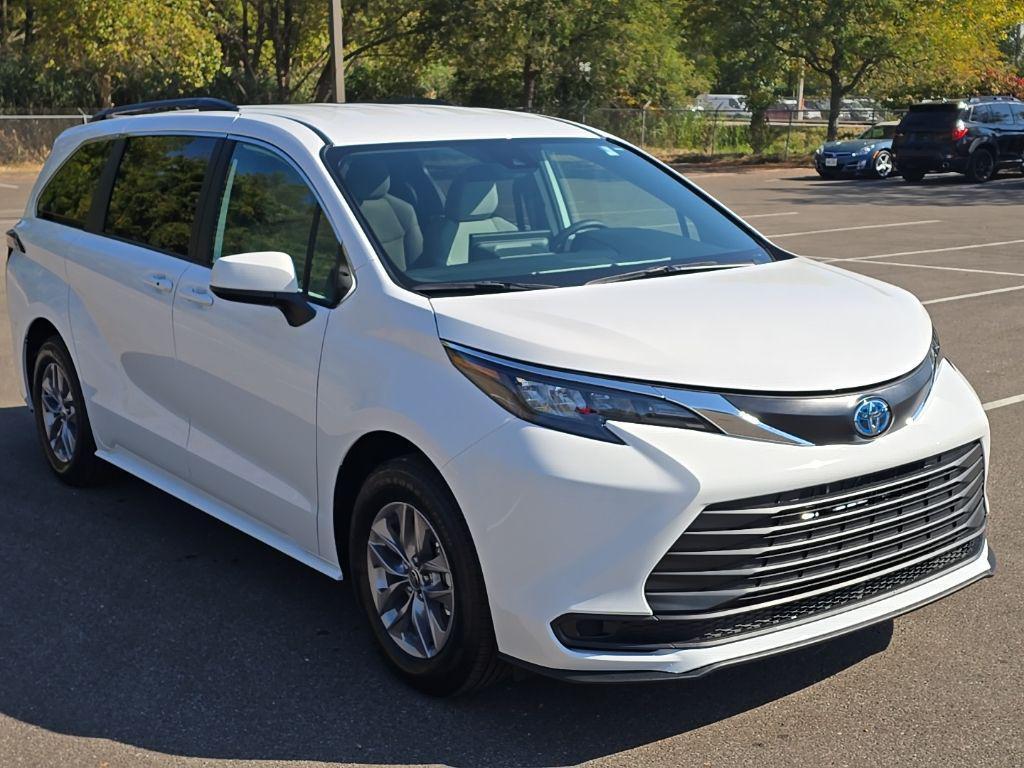used 2025 Toyota Sienna car, priced at $44,530